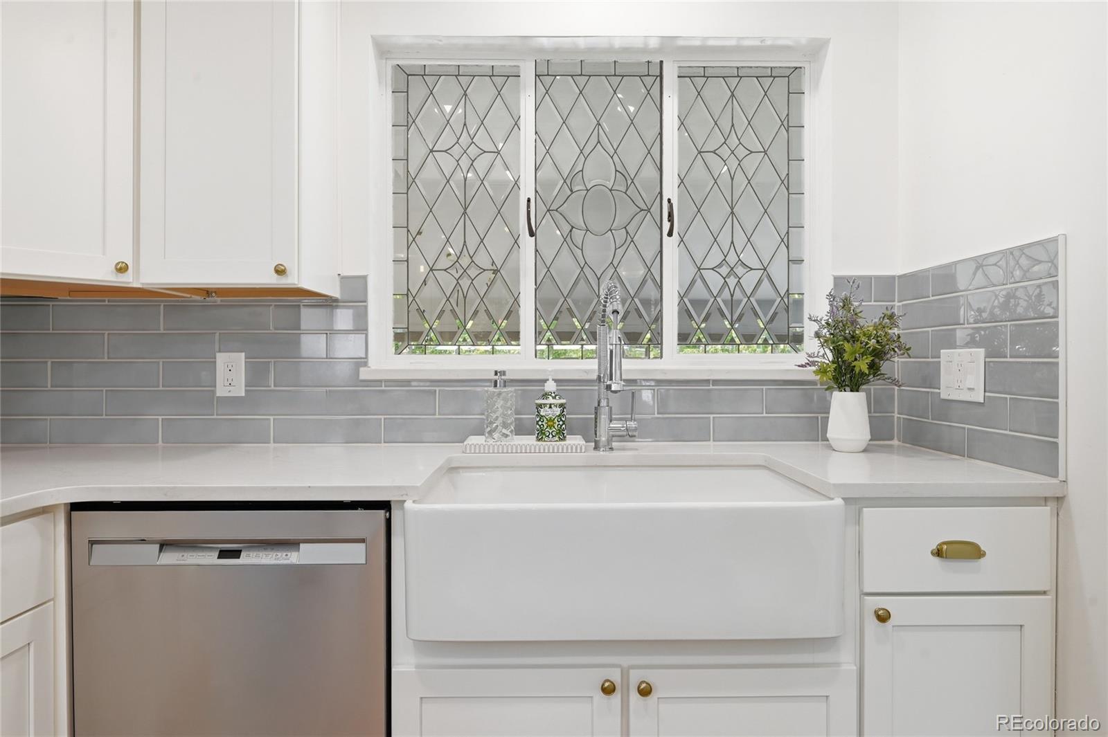 MLS Image #15 for 5139 n raleigh street,denver, Colorado