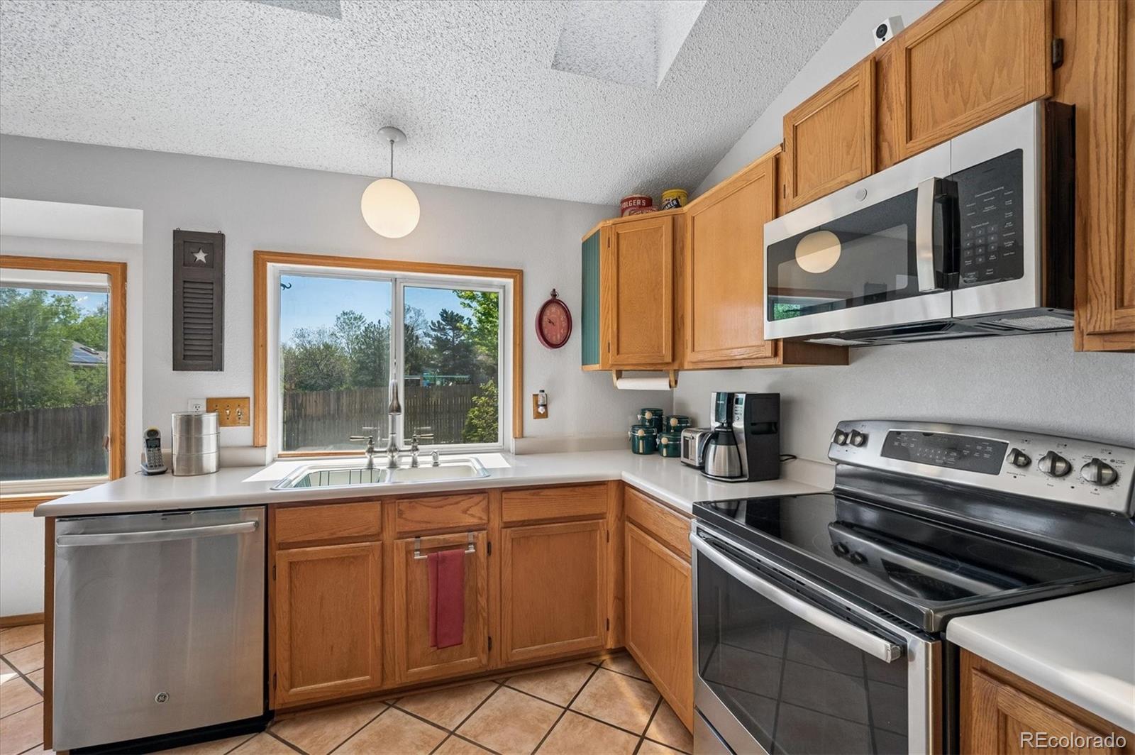 MLS Image #10 for 5470 s youngfield street,littleton, Colorado