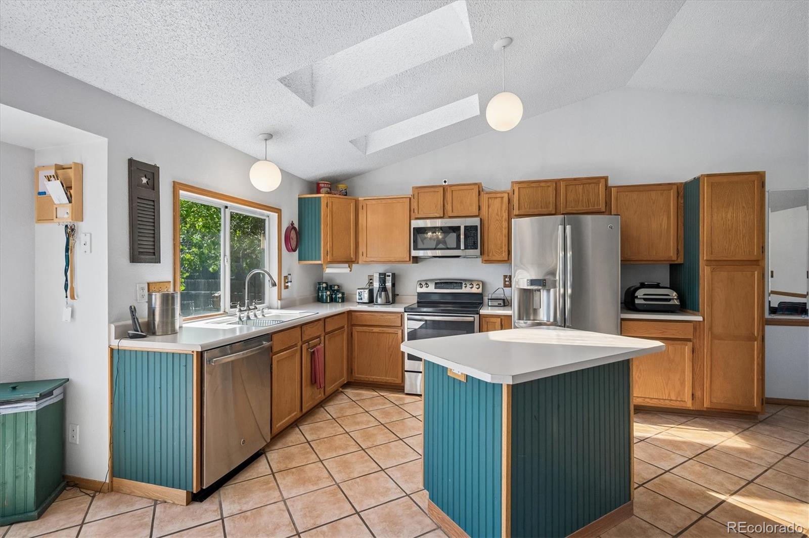 MLS Image #8 for 5470 s youngfield street,littleton, Colorado