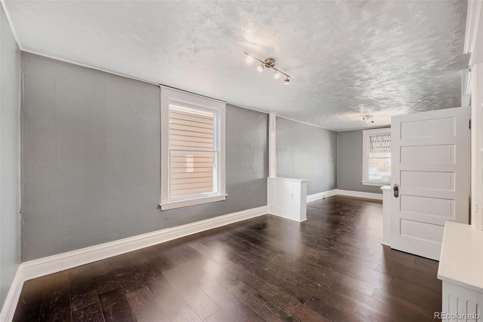MLS Image #10 for 70  fox street,denver, Colorado