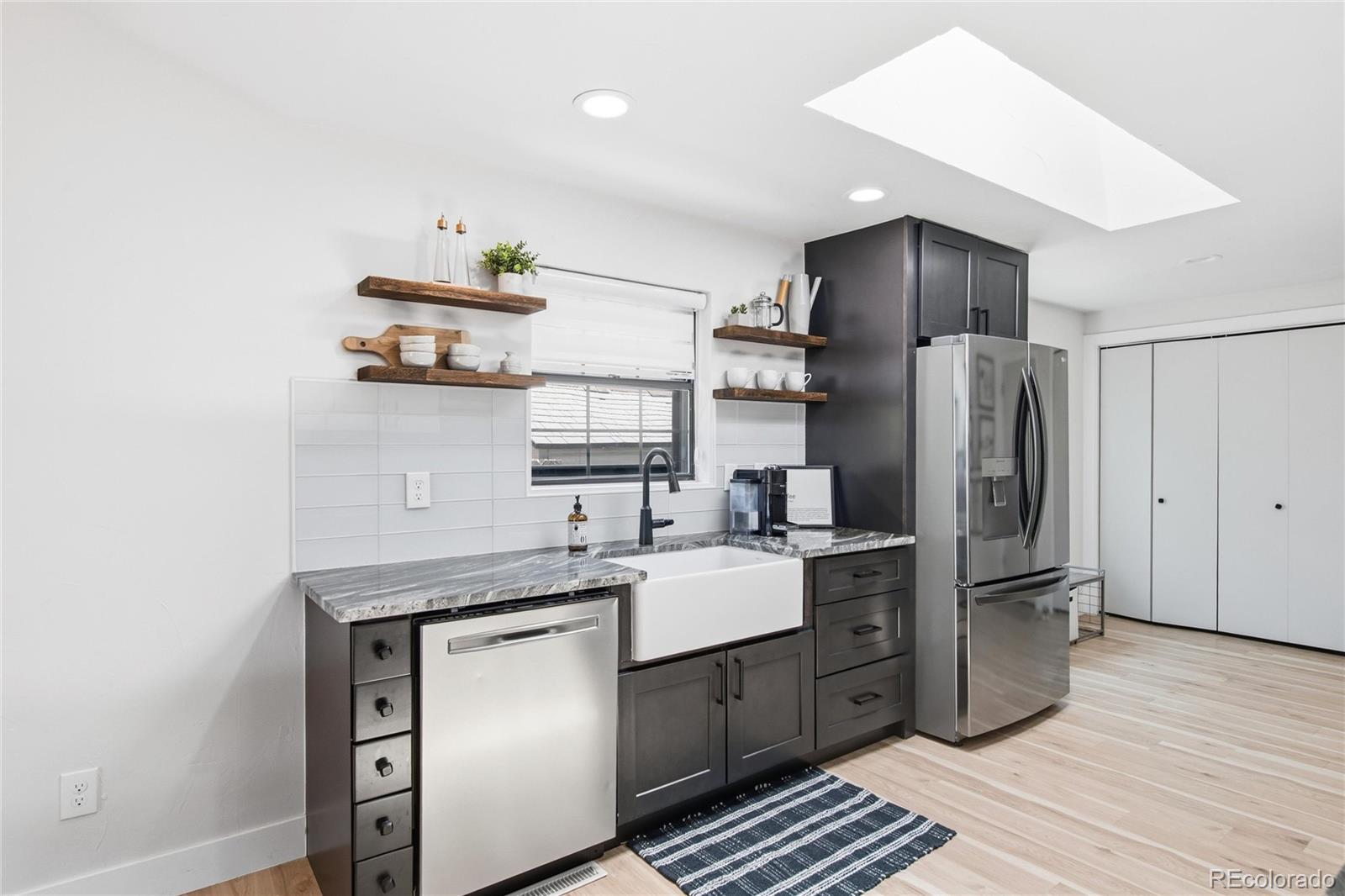MLS Image #10 for 6135 w jefferson avenue,denver, Colorado