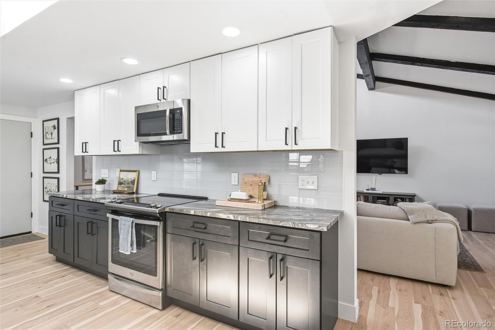 MLS Image #11 for 6135 w jefferson avenue,denver, Colorado