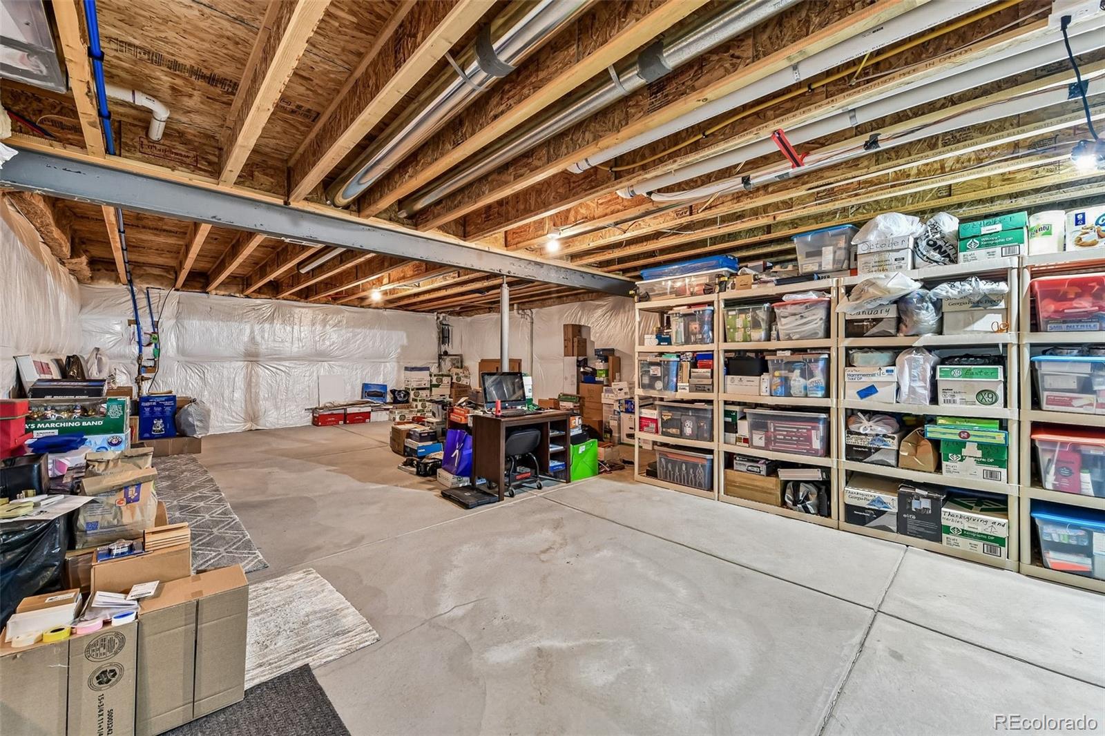 MLS Image #15 for 20427 e 52nd avenue,denver, Colorado
