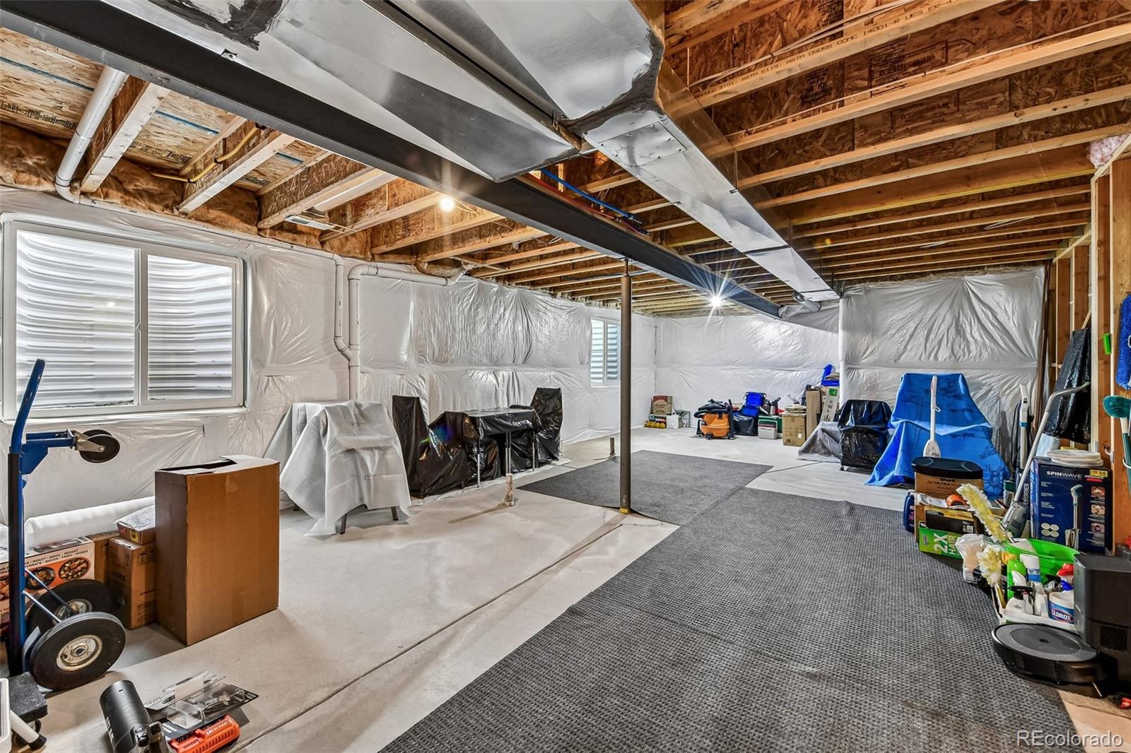 MLS Image #16 for 20427 e 52nd avenue,denver, Colorado
