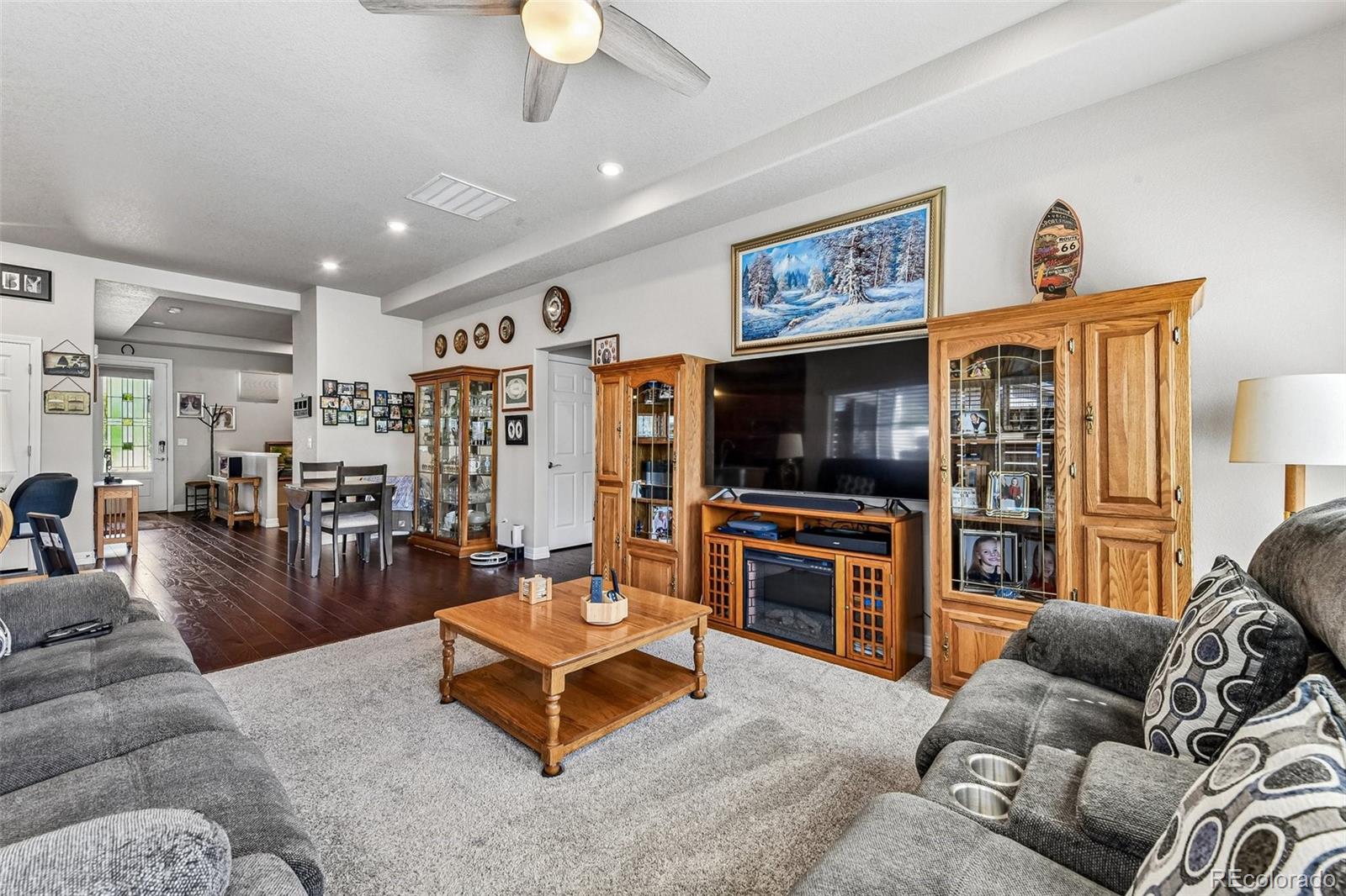 MLS Image #6 for 20427 e 52nd avenue,denver, Colorado