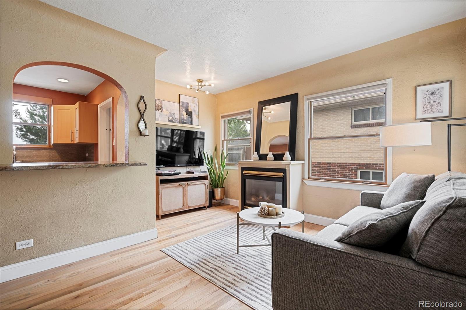 MLS Image #5 for 1646 s humboldt street,denver, Colorado