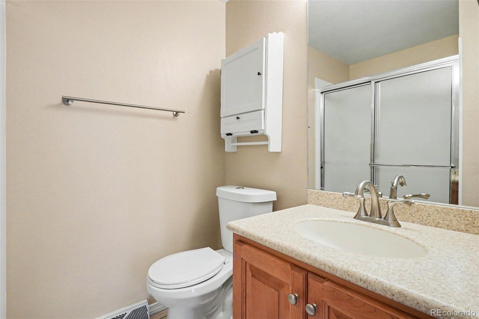 MLS Image #10 for 7101 w yale avenue,denver, Colorado