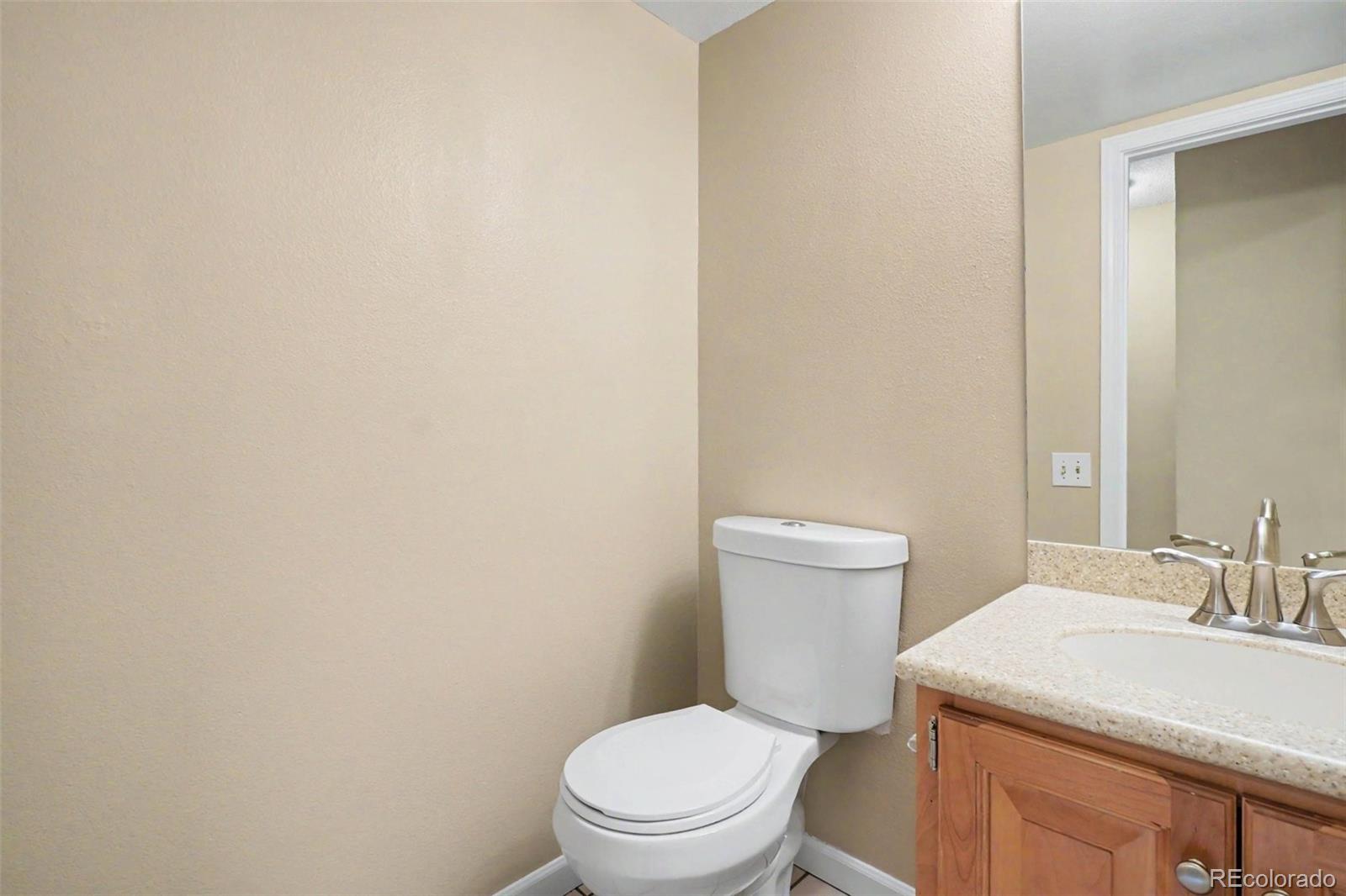 MLS Image #7 for 7101 w yale avenue,denver, Colorado