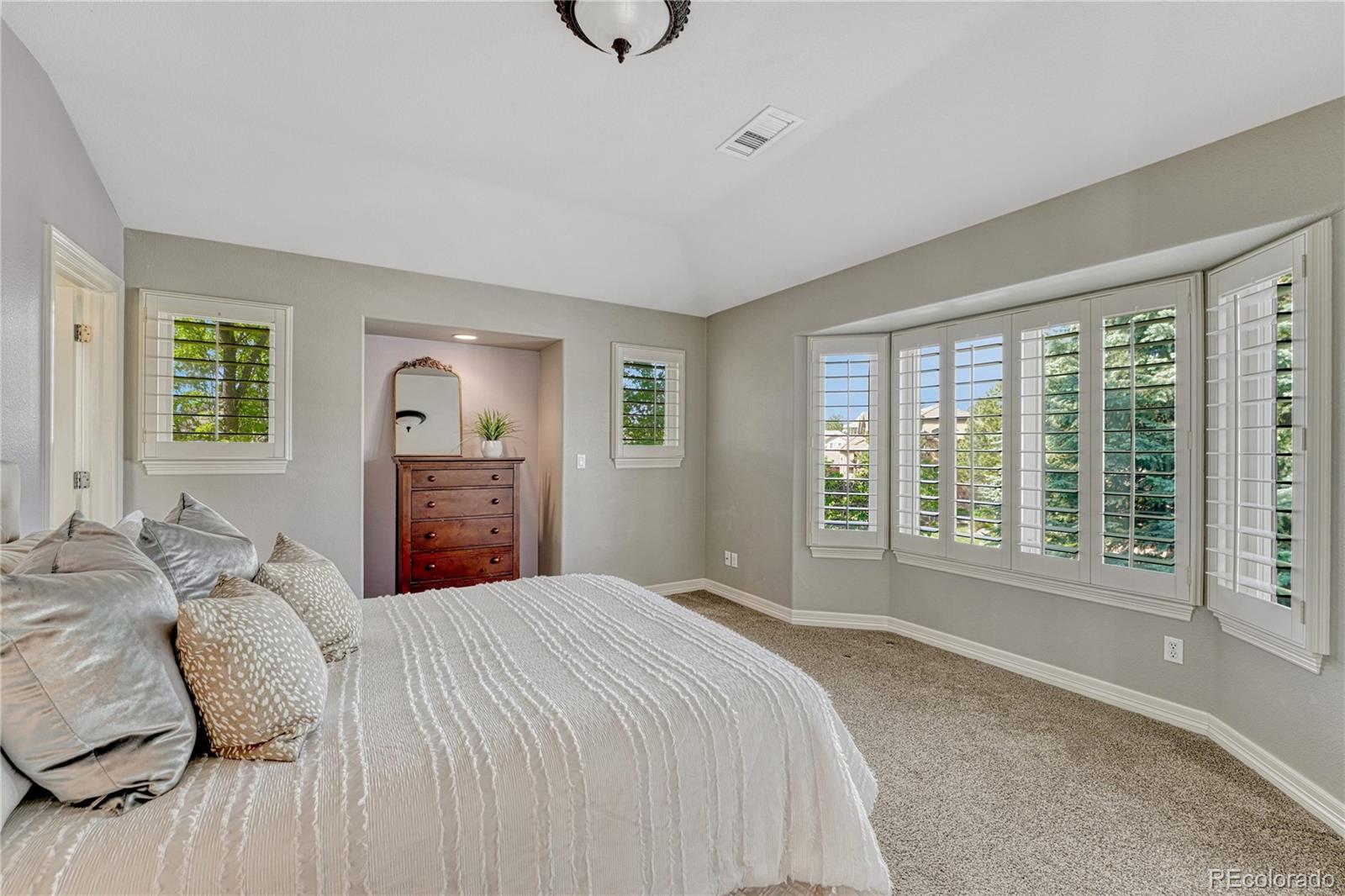 MLS Image #23 for 9130 s lost hill drive,lone tree, Colorado