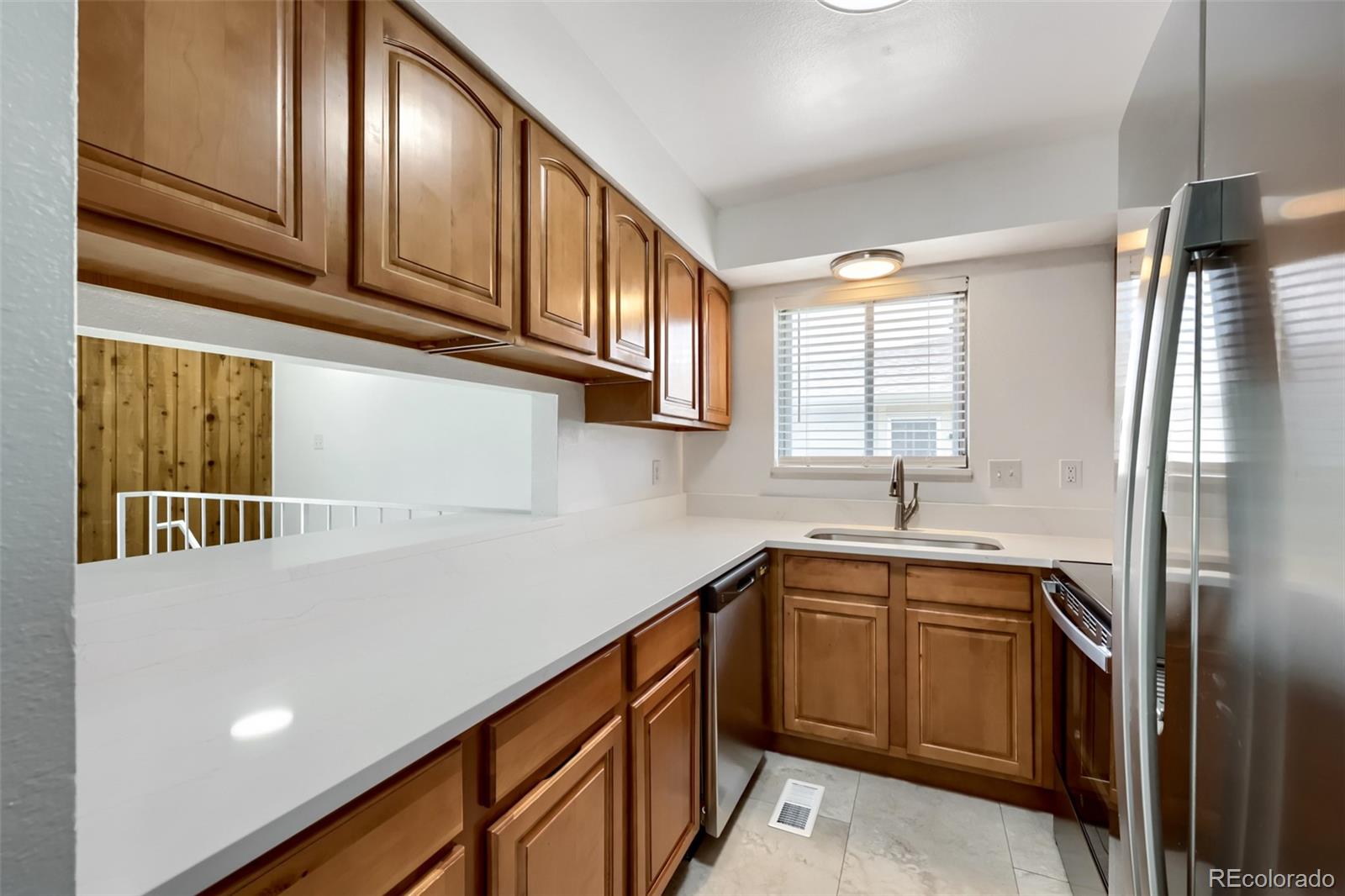 MLS Image #15 for 6650 e arizona avenue,denver, Colorado
