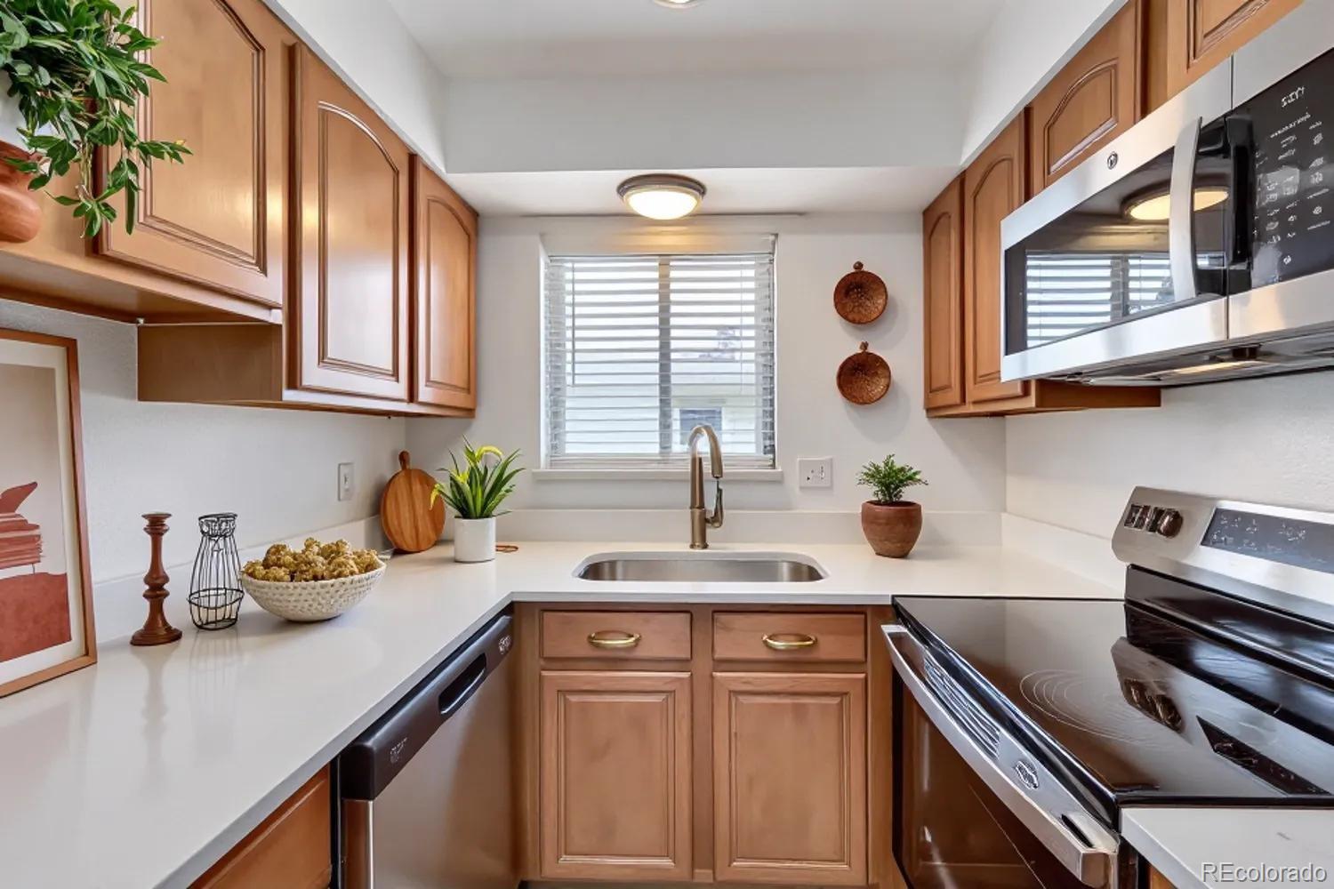 MLS Image #19 for 6650 e arizona avenue,denver, Colorado