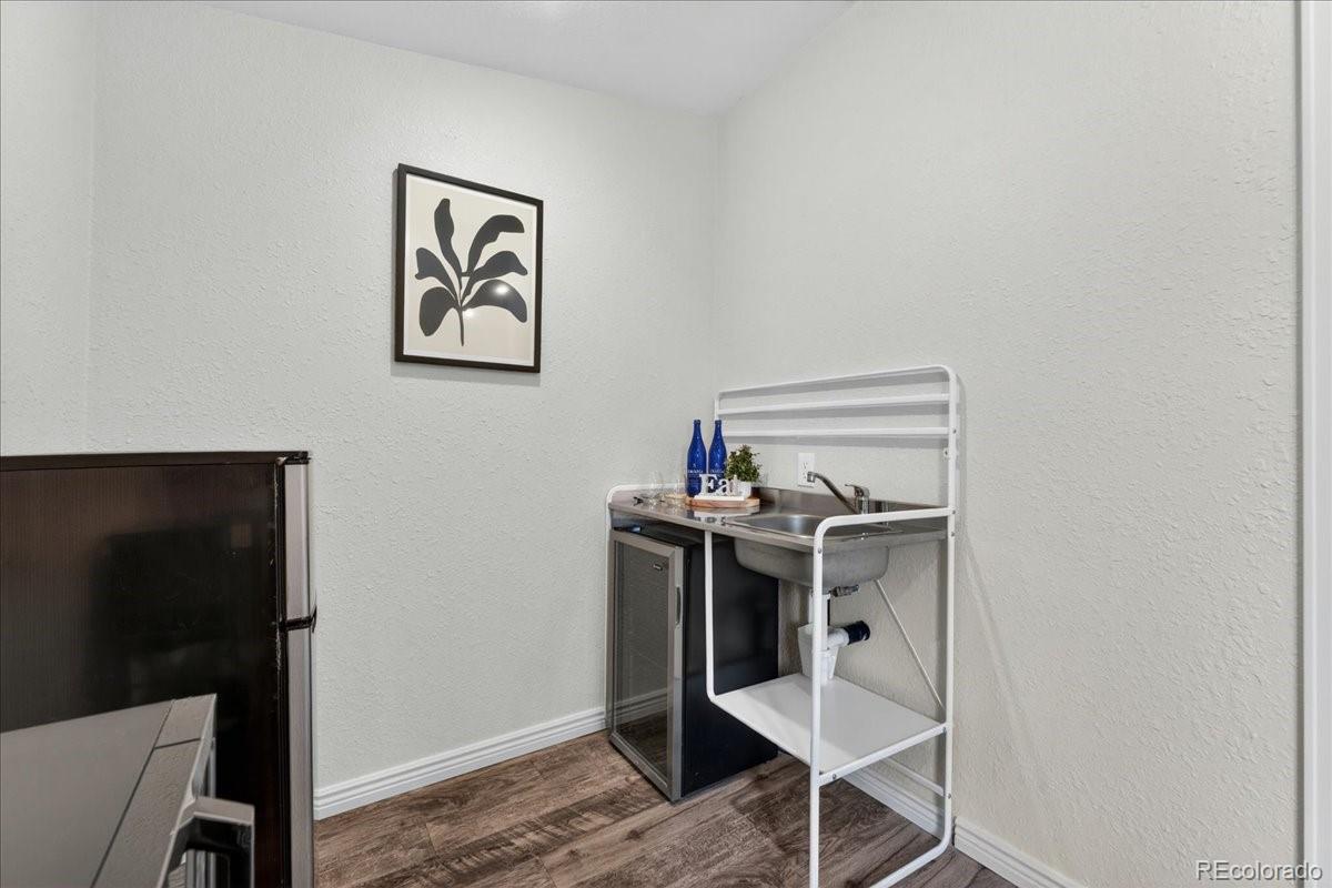 MLS Image #31 for 4800  knox court,denver, Colorado