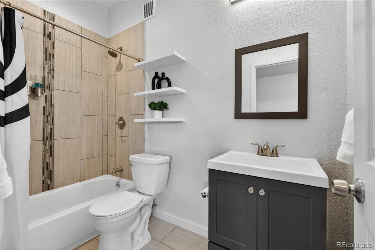MLS Image #32 for 4800  knox court,denver, Colorado