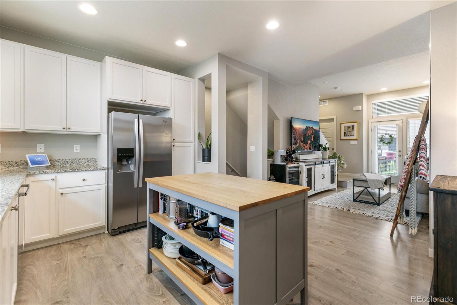 MLS Image #10 for 7939 e 54th place,denver, Colorado