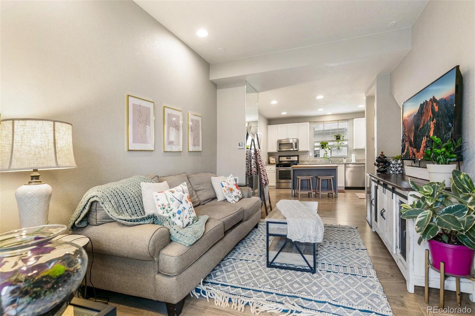 MLS Image #3 for 7939 e 54th place,denver, Colorado