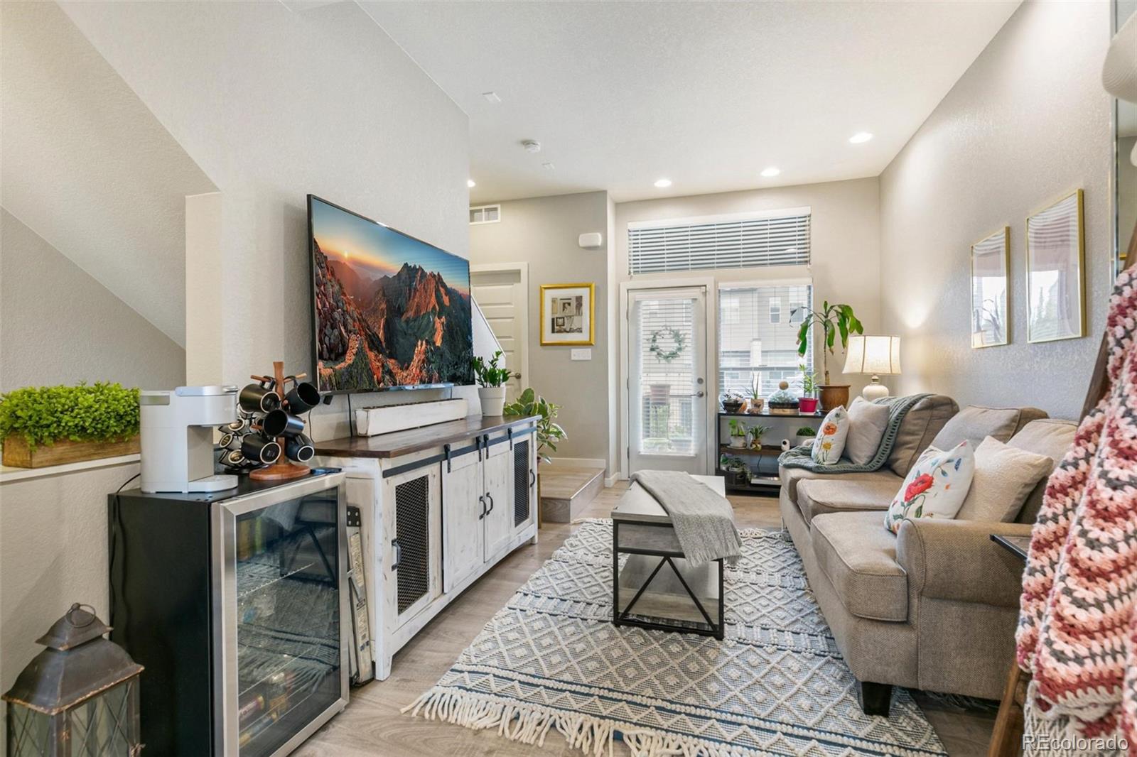 MLS Image #5 for 7939 e 54th place,denver, Colorado