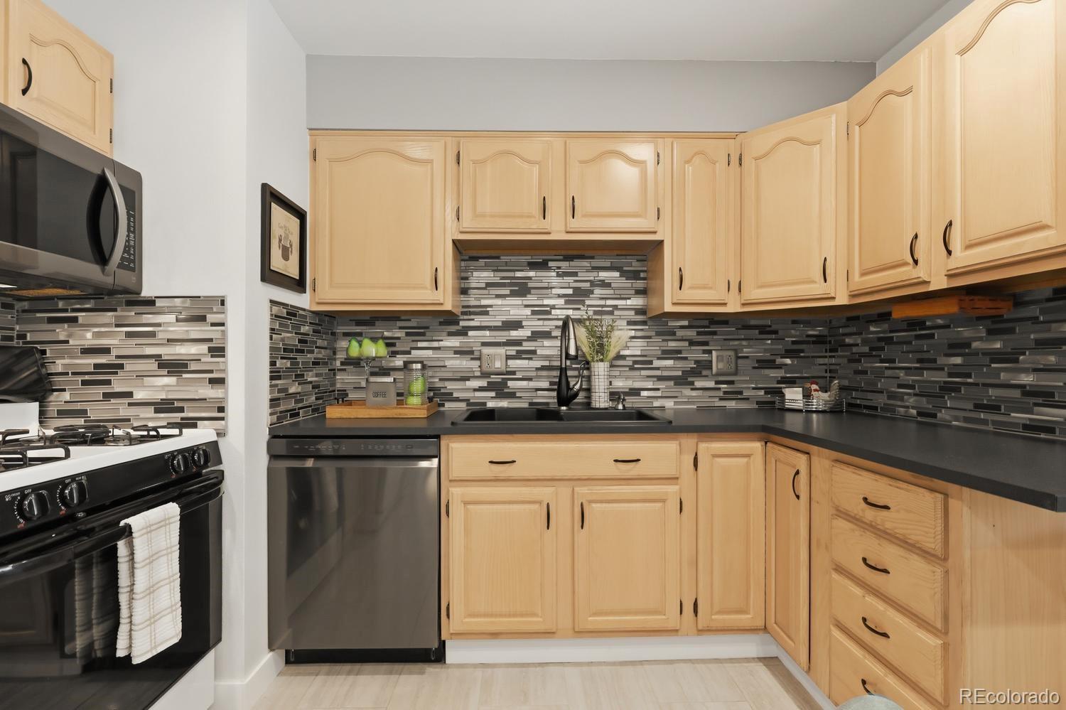 MLS Image #10 for 3387 w 93rd avenue,westminster, Colorado