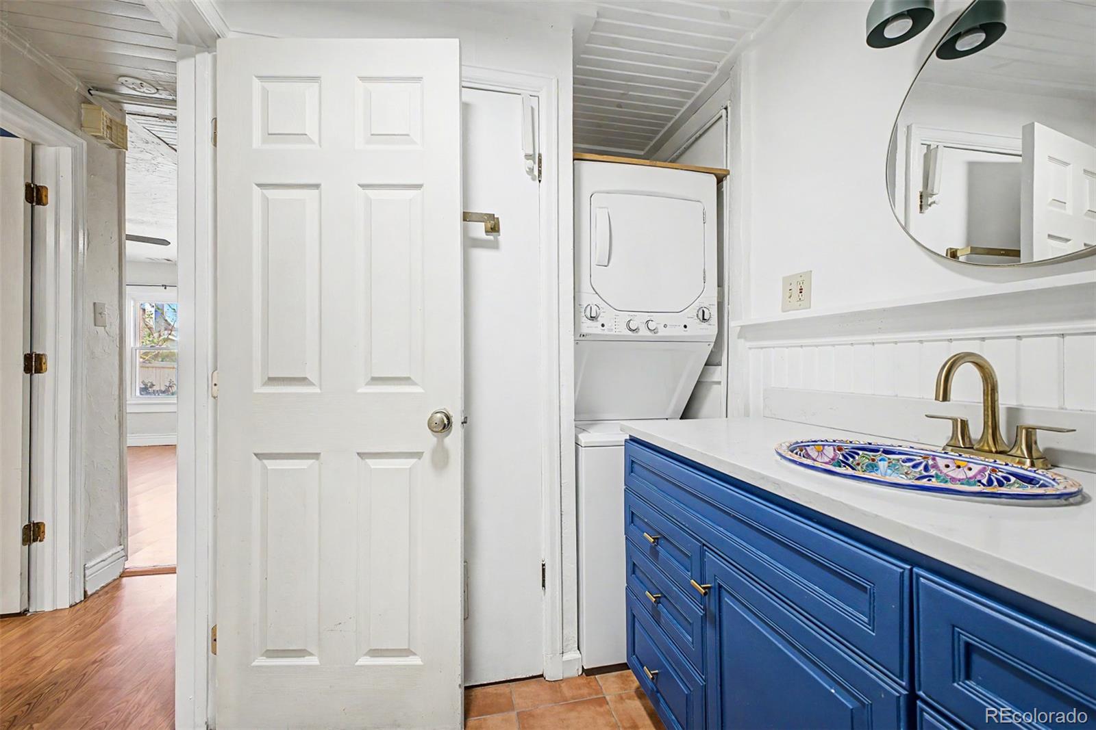 MLS Image #19 for 1962 s logan street,denver, Colorado