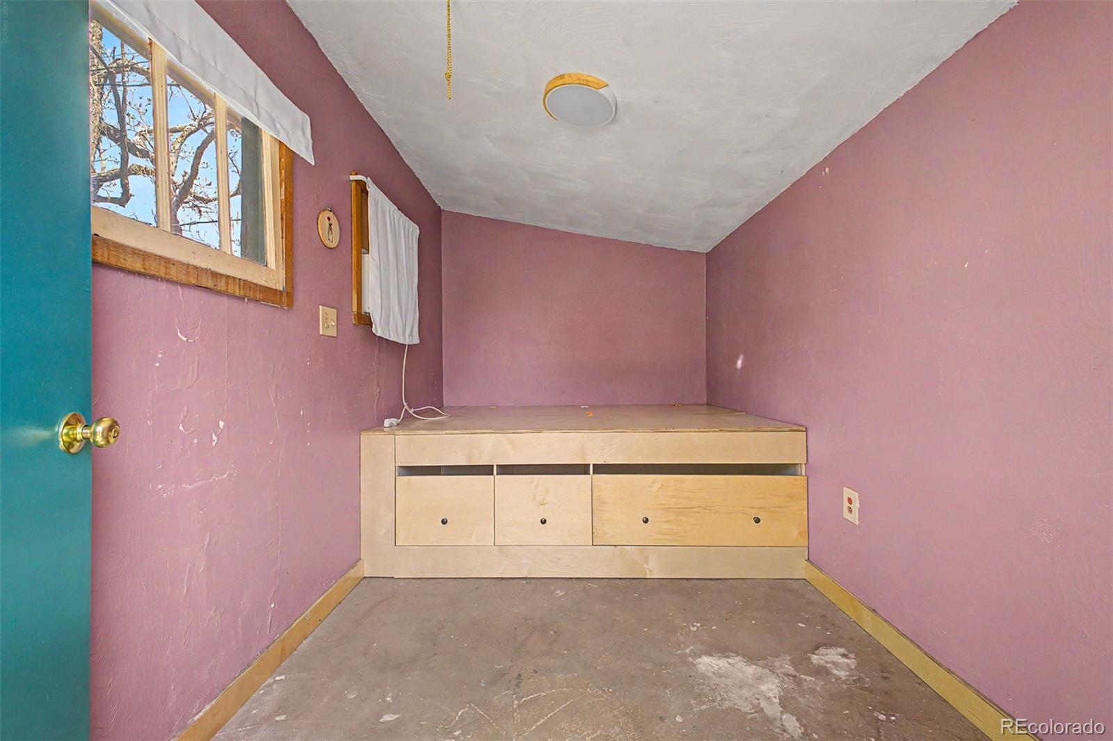 MLS Image #25 for 1962 s logan street,denver, Colorado