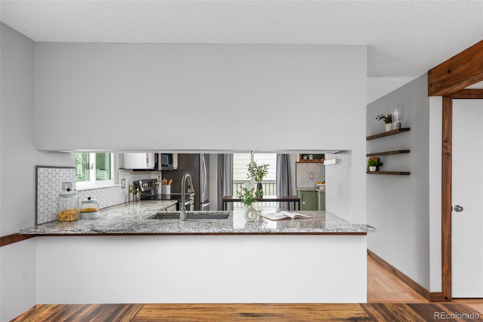 MLS Image #9 for 12648 w prentice drive,littleton, Colorado