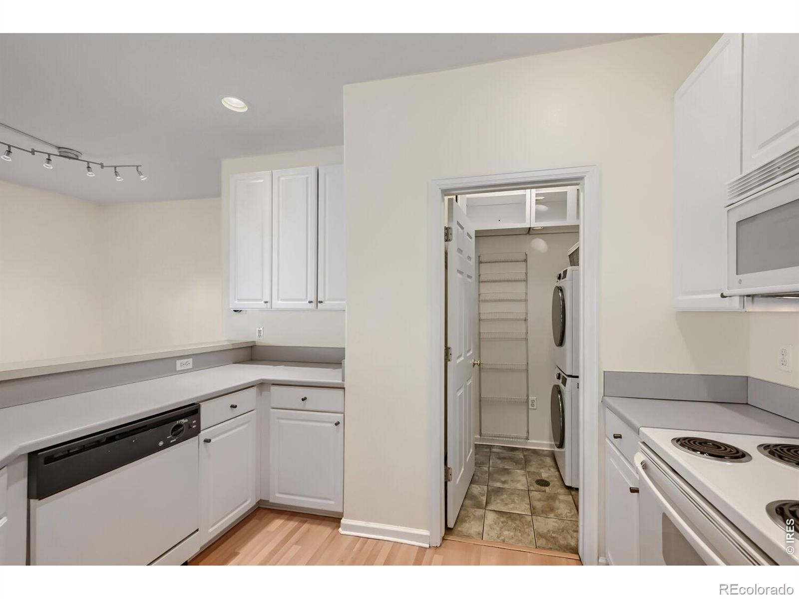 MLS Image #9 for 530  mohawk drive,boulder, Colorado