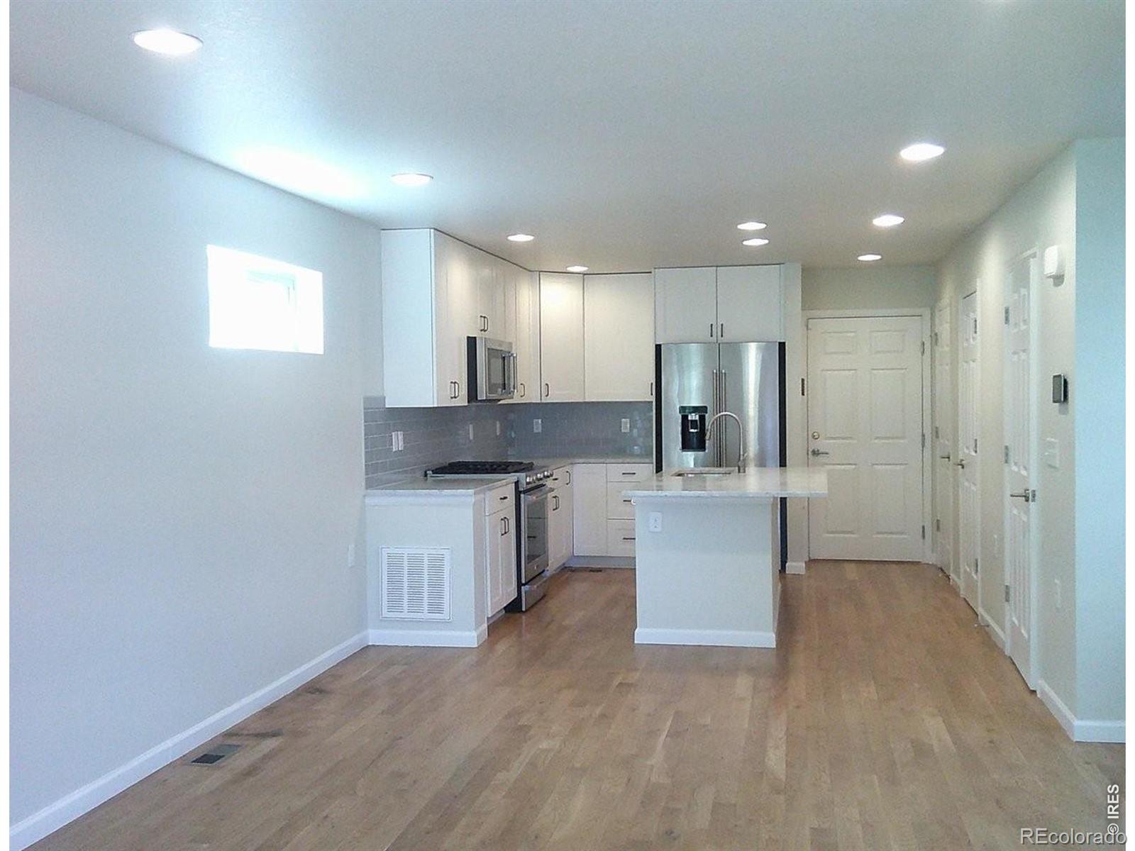 MLS Image #4 for 5823  boston street,denver, Colorado