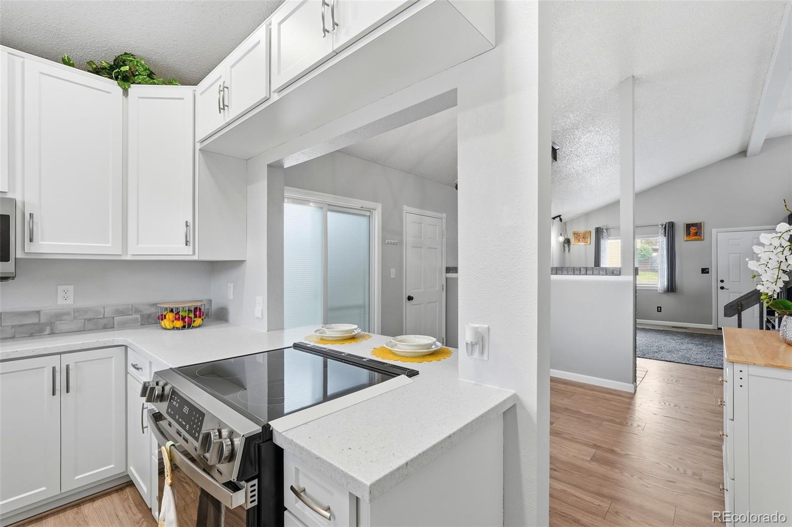 MLS Image #12 for 3820  soft breeze way,colorado springs, Colorado