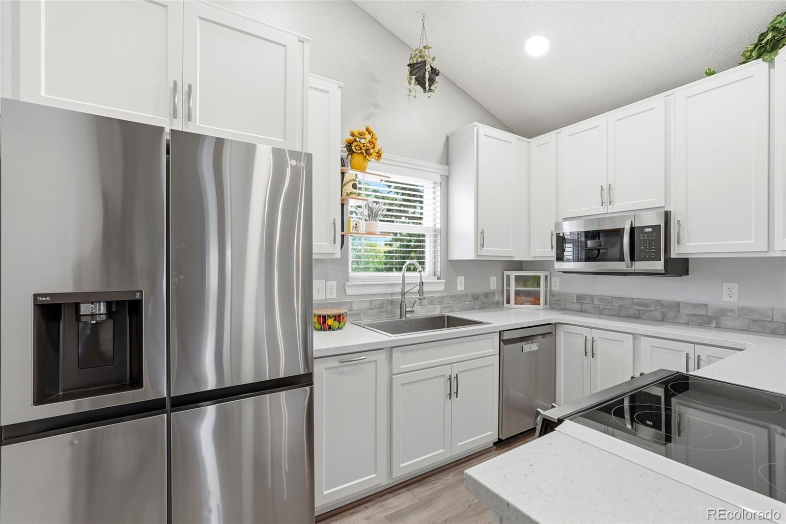 MLS Image #9 for 3820  soft breeze way,colorado springs, Colorado