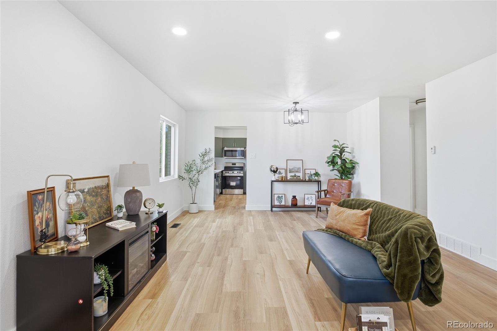 MLS Image #19 for 2023  woodburn street,colorado springs, Colorado