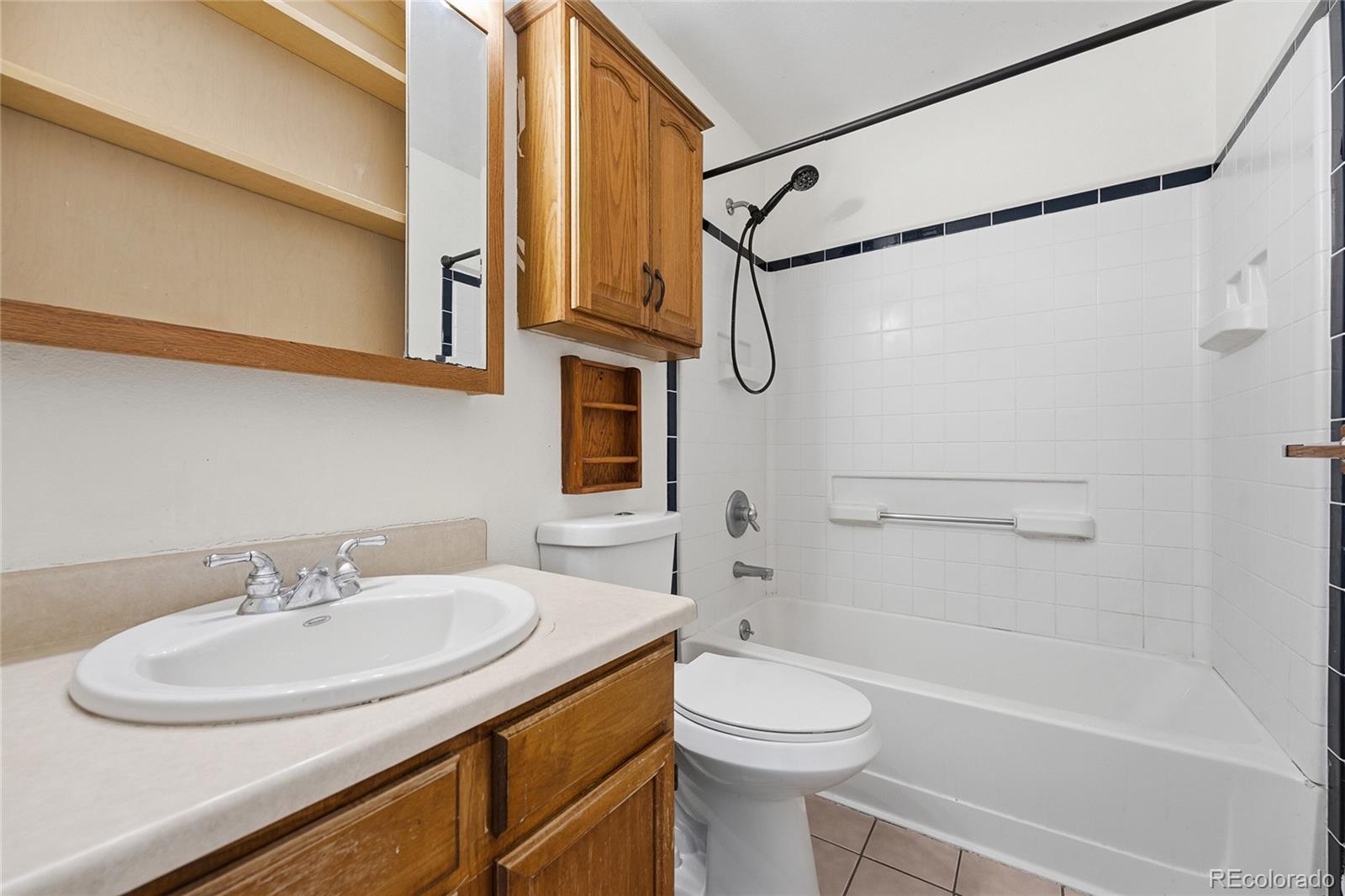 MLS Image #11 for 1933  ensenada court,aurora, Colorado