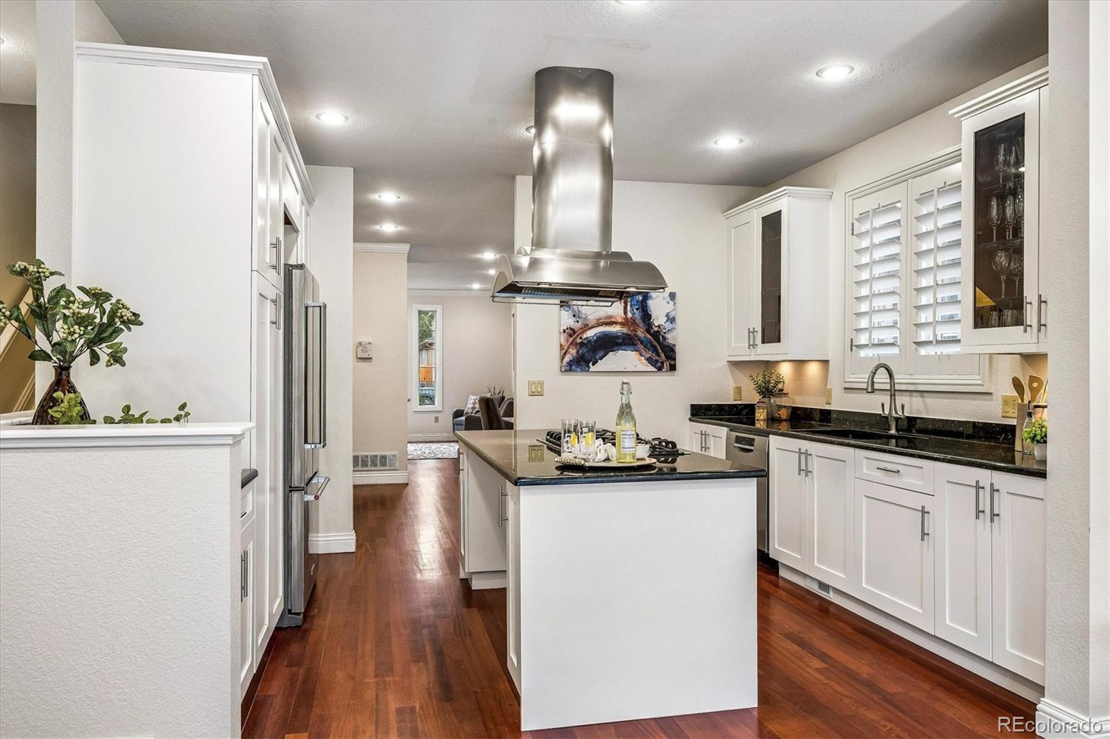 MLS Image #13 for 464 s franklin street,denver, Colorado