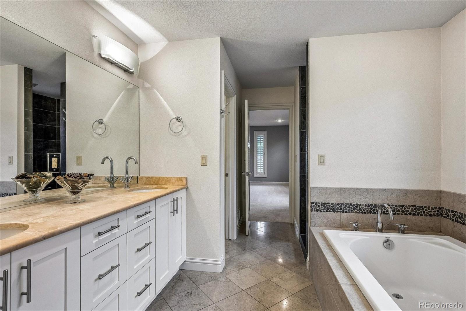 MLS Image #28 for 464 s franklin street,denver, Colorado