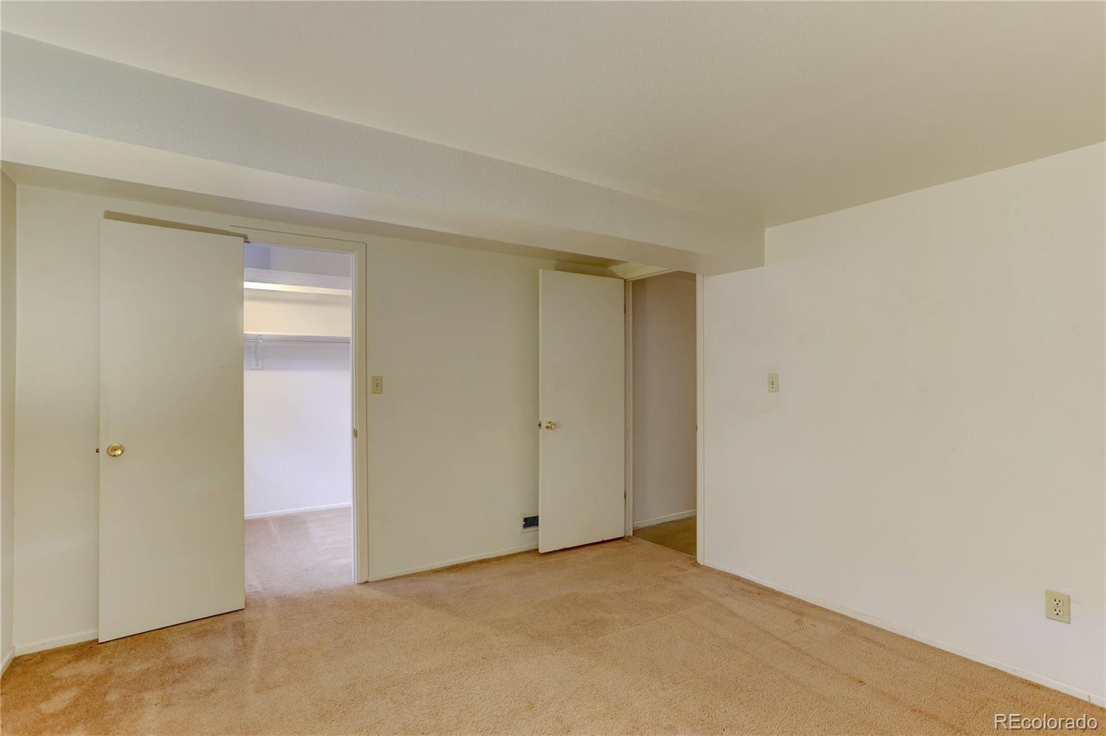 MLS Image #28 for 7053 e maplewood avenue,centennial, Colorado