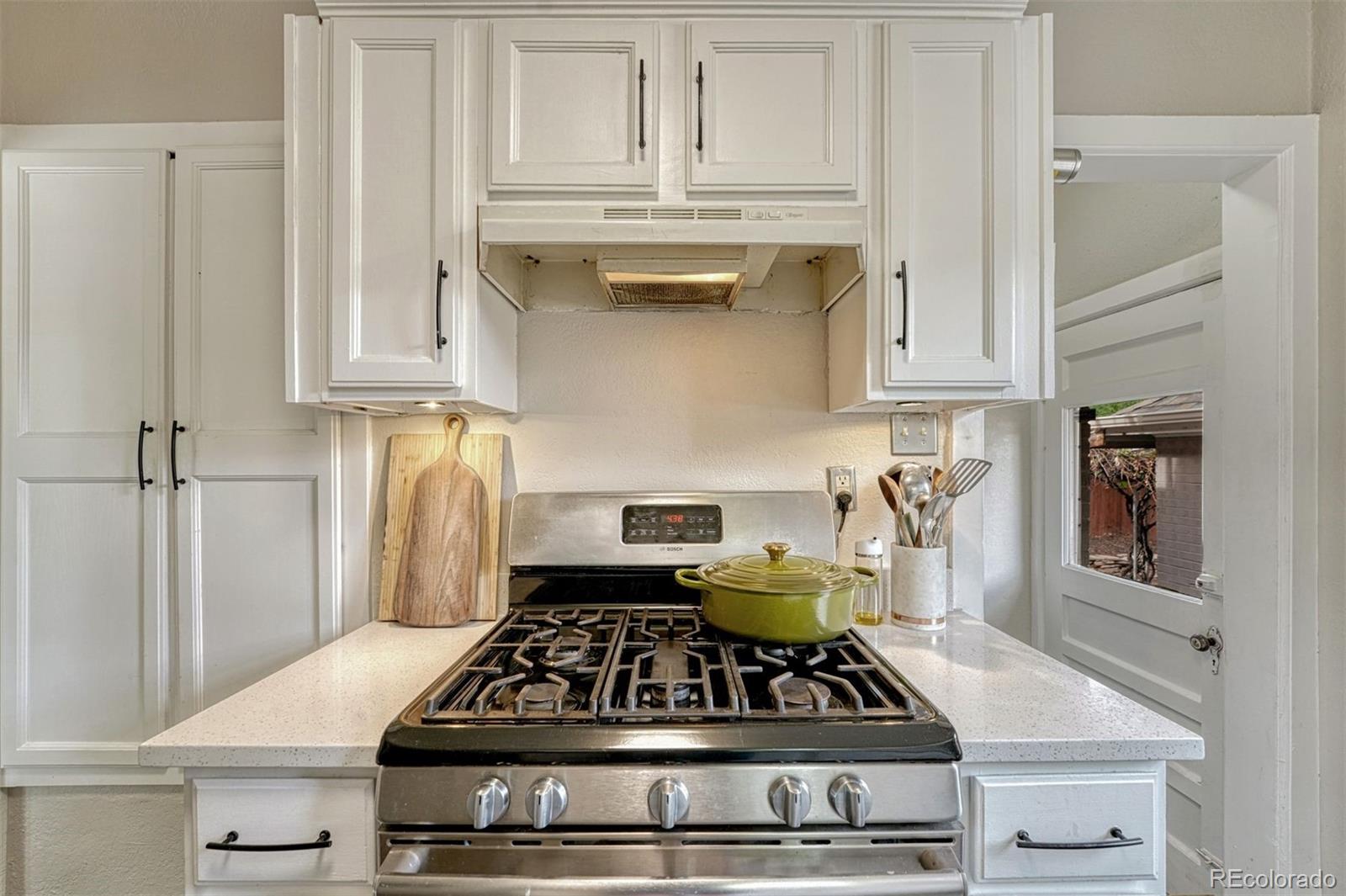 MLS Image #21 for 4507 e 7th avenue,denver, Colorado