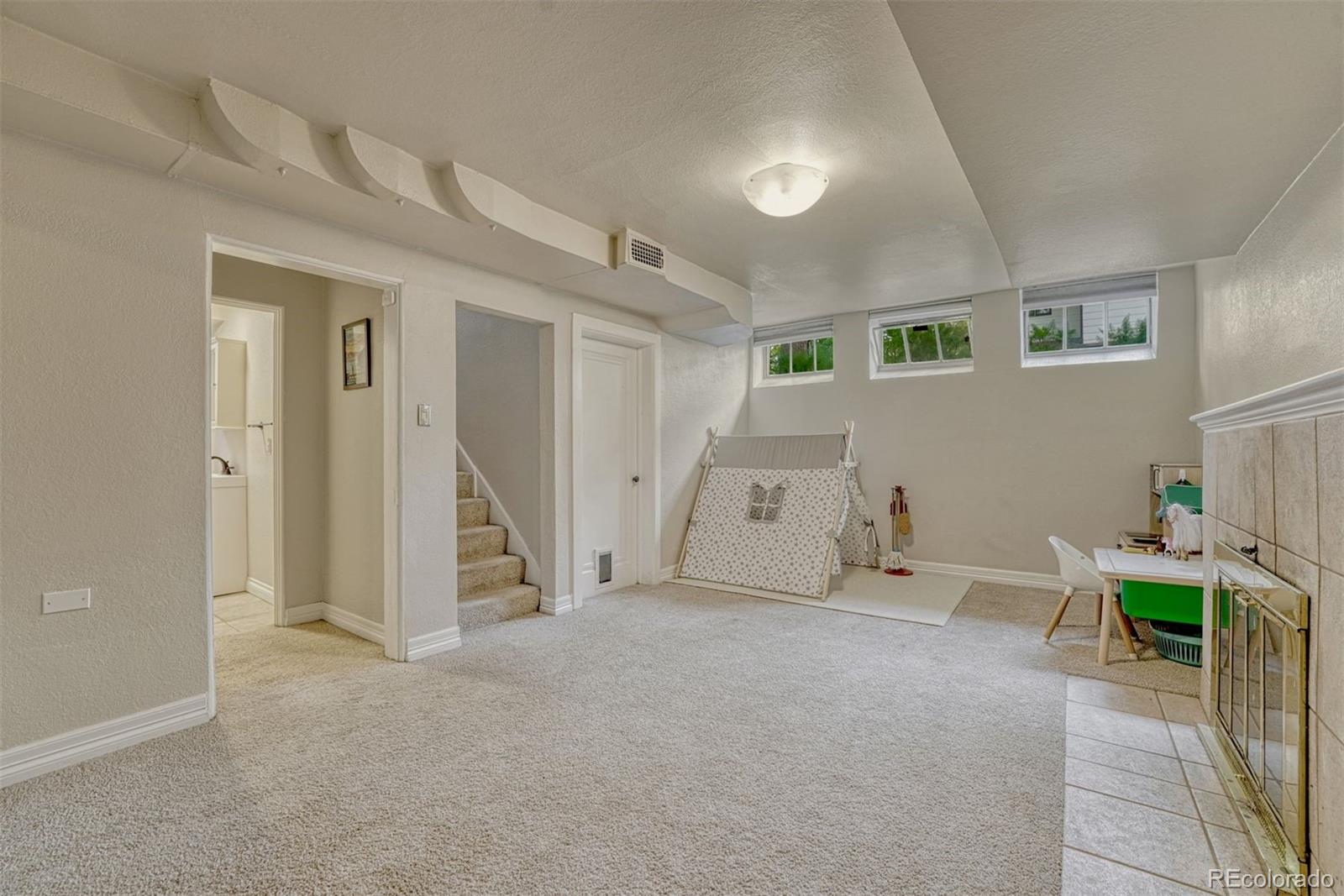 MLS Image #22 for 4507 e 7th avenue,denver, Colorado
