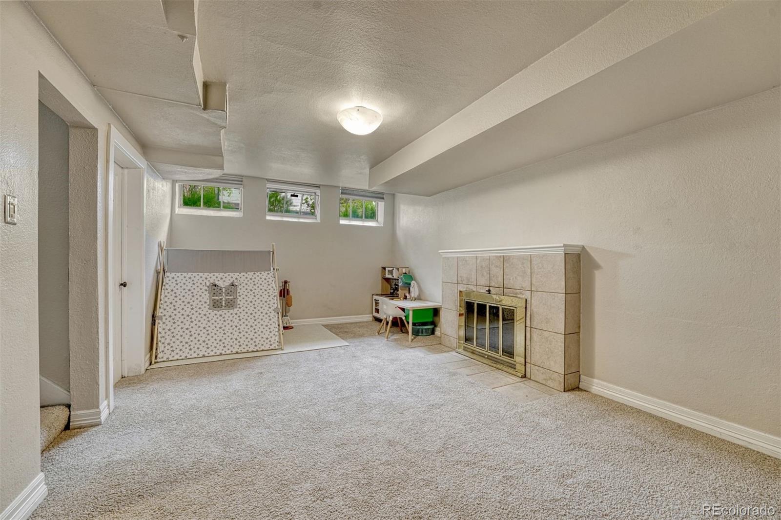 MLS Image #23 for 4507 e 7th avenue,denver, Colorado