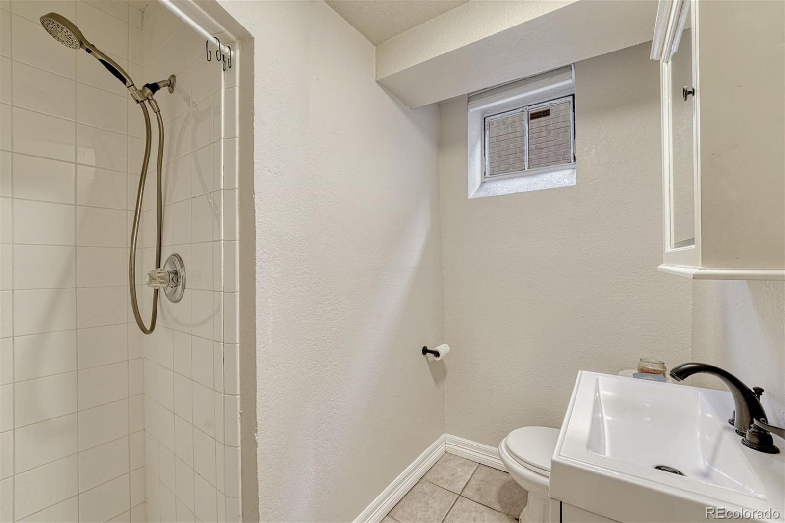 MLS Image #29 for 4507 e 7th avenue,denver, Colorado