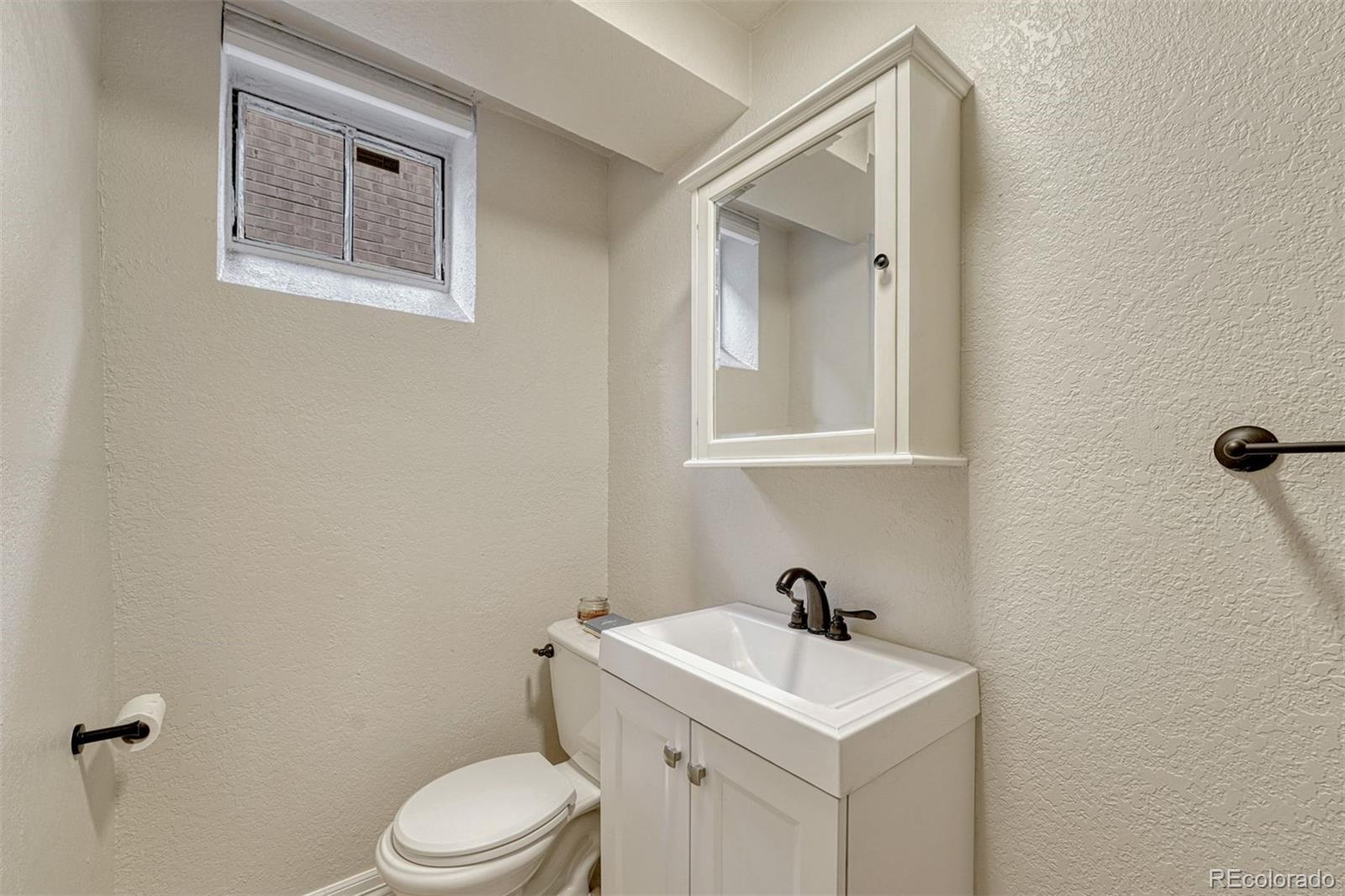 MLS Image #30 for 4507 e 7th avenue,denver, Colorado