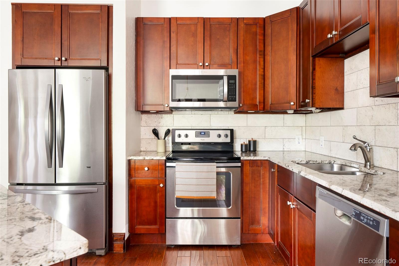 MLS Image #12 for 1001 e 17th avenue 14,denver, Colorado