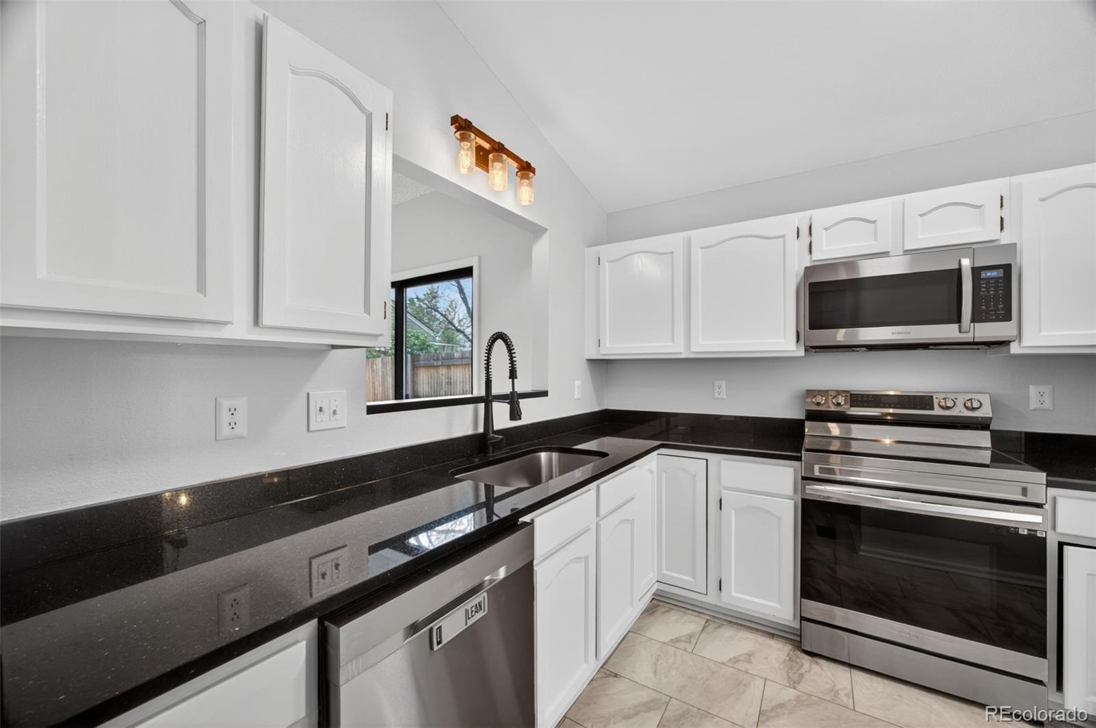 MLS Image #3 for 2284 s kingston court,aurora, Colorado