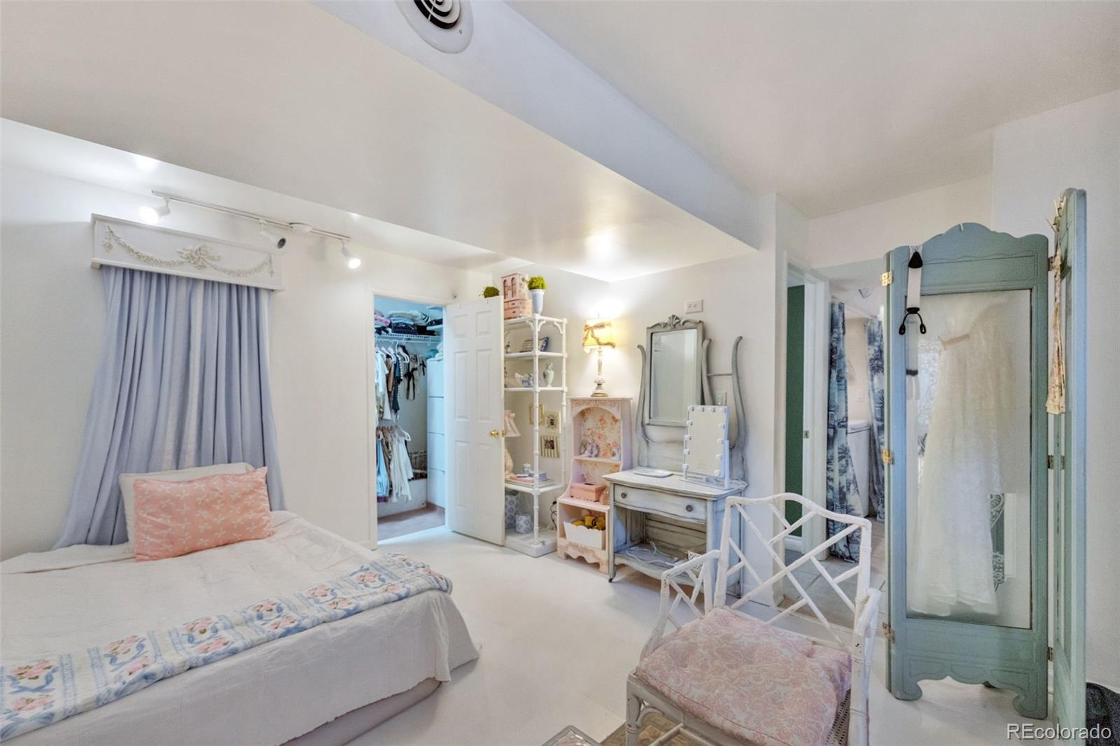 MLS Image #22 for 1210 e colfax avenue,denver, Colorado
