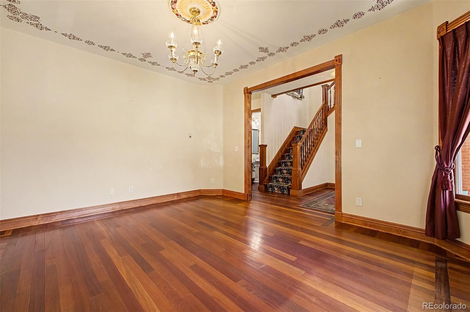 MLS Image #8 for 4801 s yukon street,littleton, Colorado