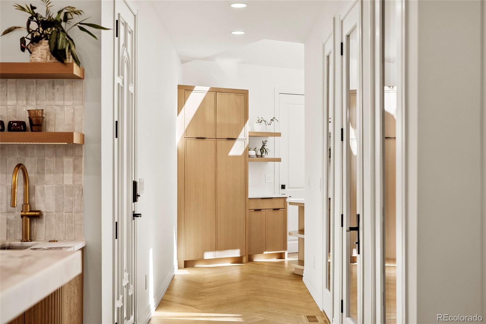MLS Image #14 for 274  vine street,denver, Colorado