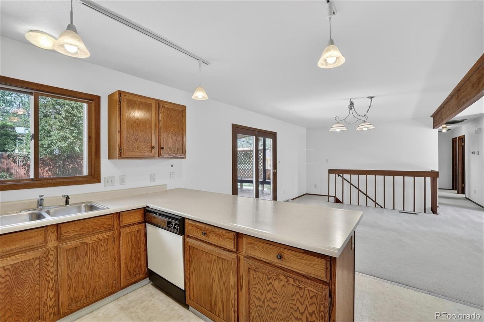 MLS Image #10 for 1055  yank street,golden, Colorado