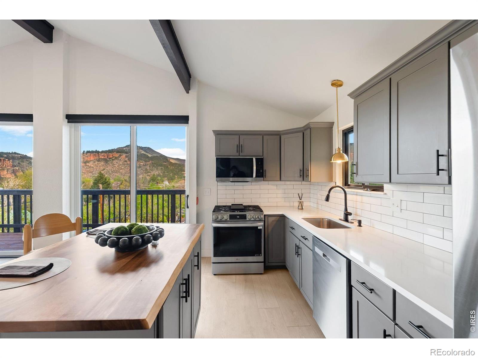 MLS Image #6 for 926  4th avenue,lyons, Colorado