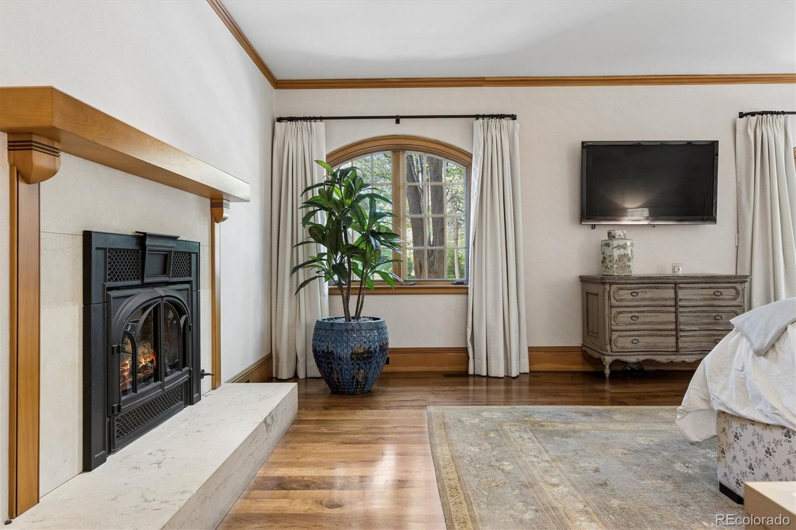 MLS Image #15 for 680 s university boulevard,denver, Colorado