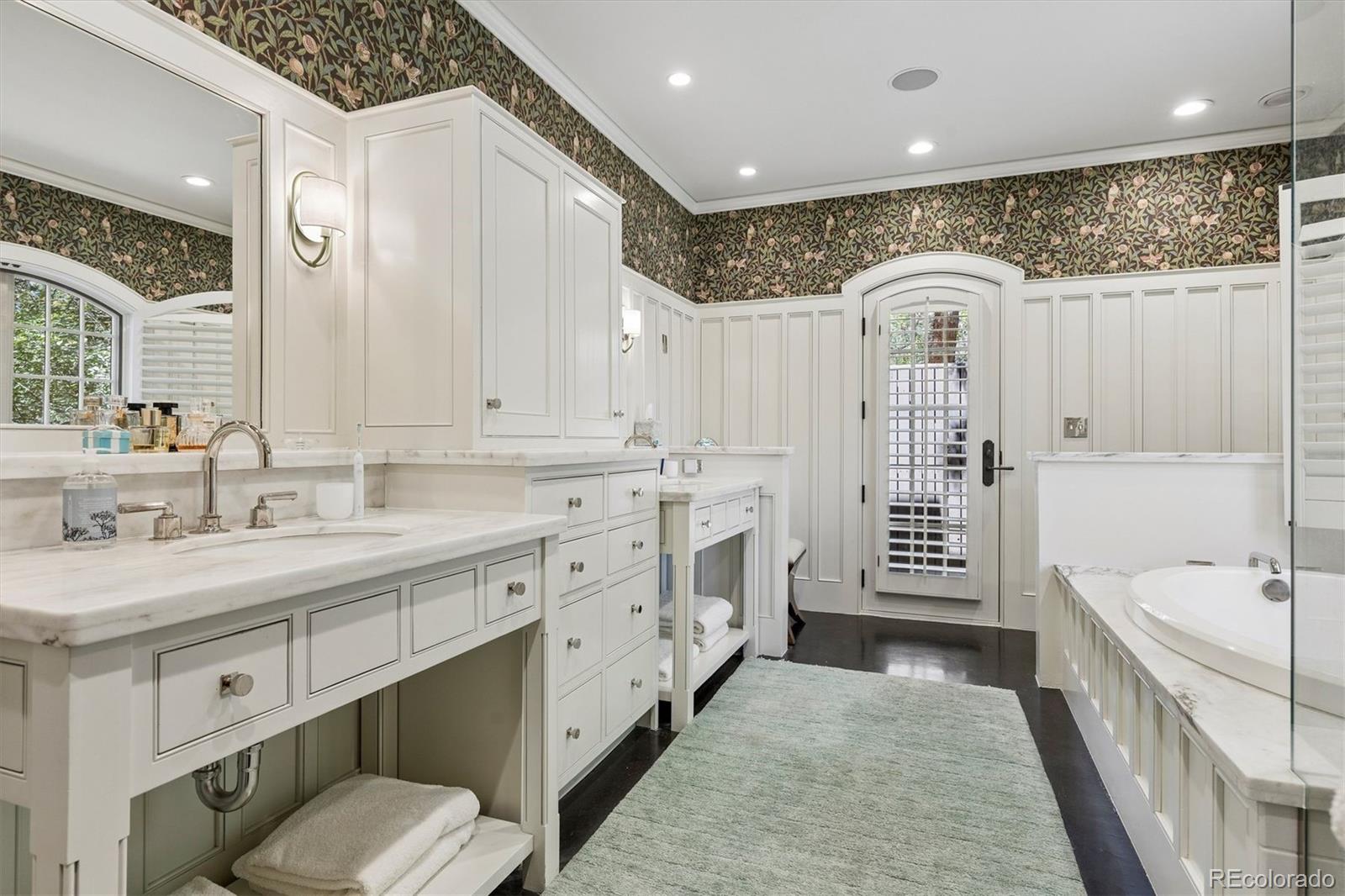 MLS Image #16 for 680 s university boulevard,denver, Colorado