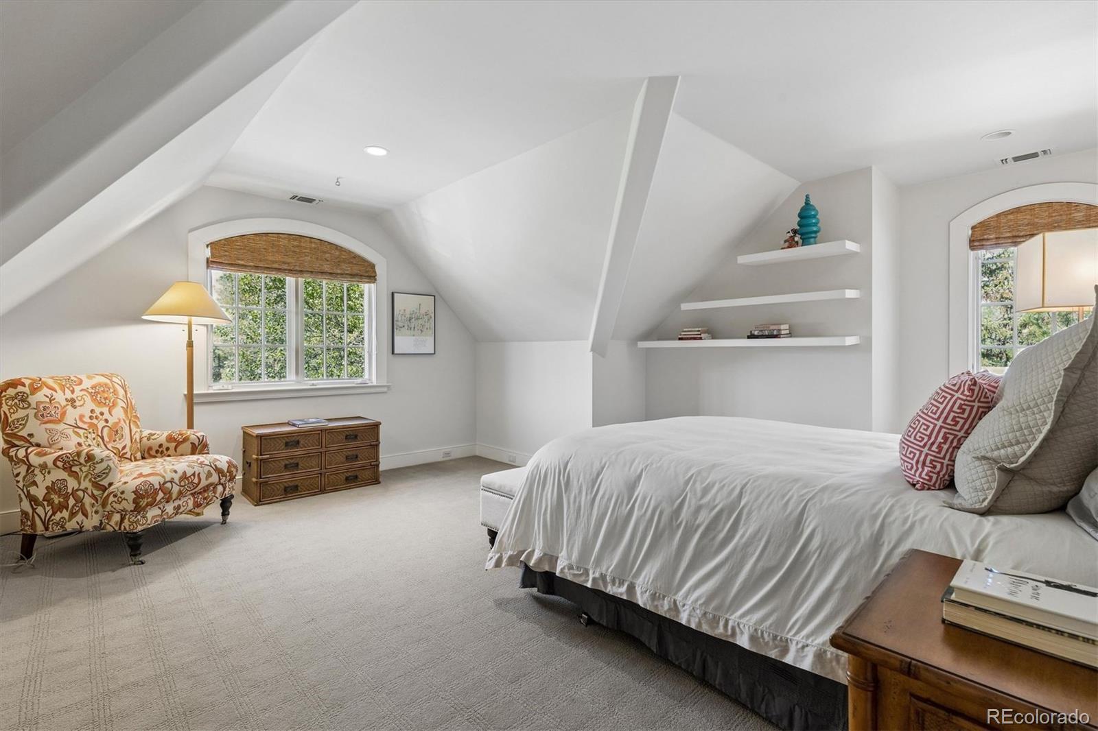 MLS Image #29 for 680 s university boulevard,denver, Colorado