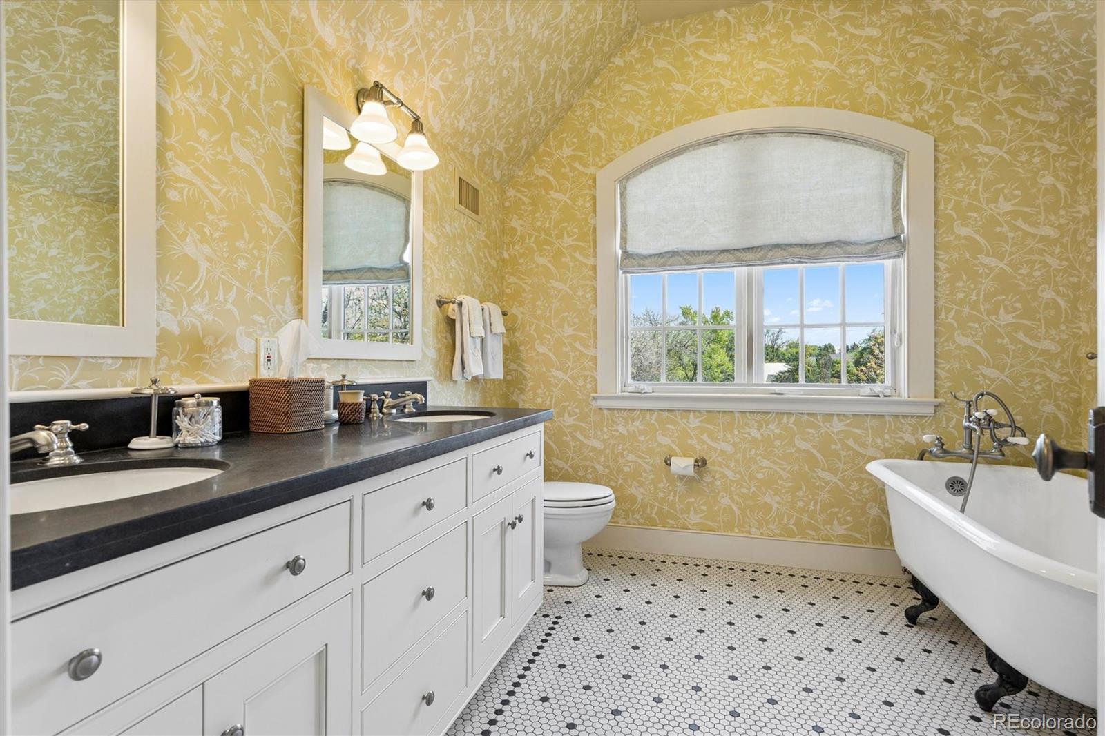 MLS Image #30 for 680 s university boulevard,denver, Colorado