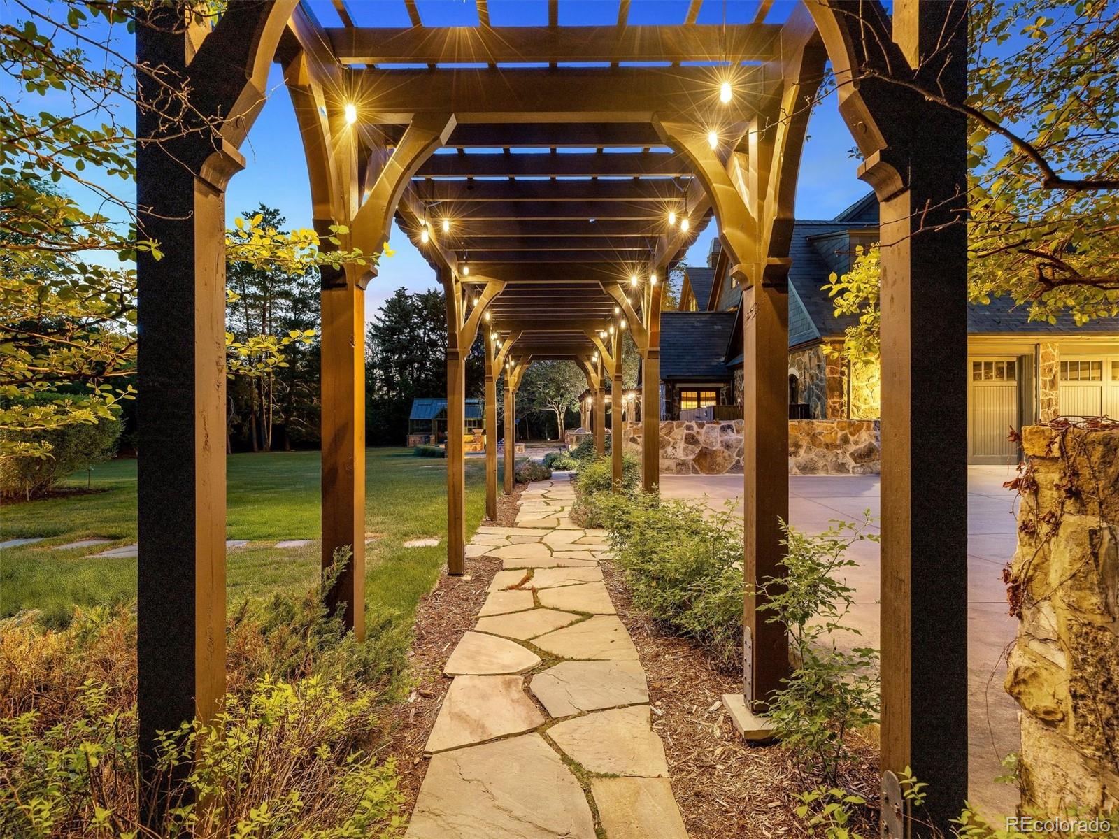 MLS Image #37 for 680 s university boulevard,denver, Colorado